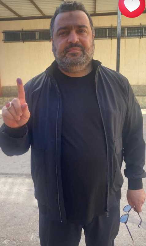 نجل سيد شهداء الامة السيّد حسن نصرالله (قده) السيد جواد يدلي بصوته في الانتخابات البلدية في بلدة الب