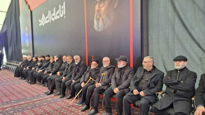 حزب الله يبدأ تقبل التعازي بالسيدين الشهيدين حسن نصر الله وهاشم صفي الدين في باحة عاشوراء – منطقة ال