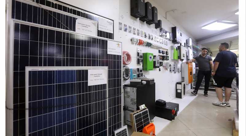 الجشع يؤدّي إلى إشباع السوق   ألواح الطاقة الشمسية تراجع الاستيراد 82%