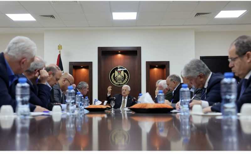 حسين الشيخ نائباً لرئيس الدولة والمُنظمّة