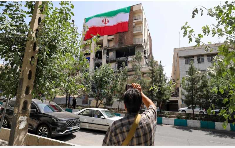 الرواية الإيرانية تتقدّم... إسرائيل في اليوم التالي «تَعادل مرير»