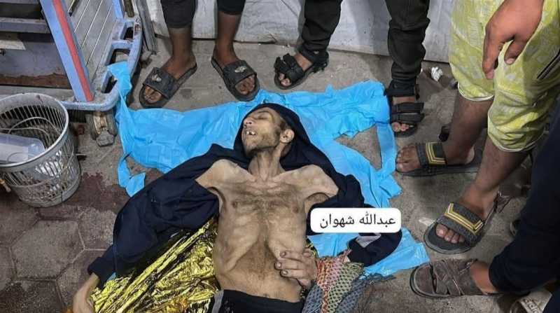 العدو يعلن استئناف توزيع المساعدات في غزة العدو يعلن استئناف توزيع المساعدات في غزة