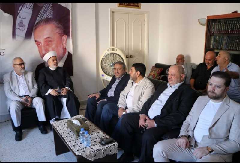 وفد قيادي من حزب الله يلتقي بممثلي الأحزاب والقوى والشخصيات الوطنية والإسلامية في إقليم الخروب. 