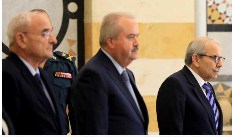 اجتماع «تضامني» في السراي... ودعوة للحفاظ على هيبة الدولة! اجتماع «تضامني» في السراي... ودعوة للحفاظ على هيبة الدولة!