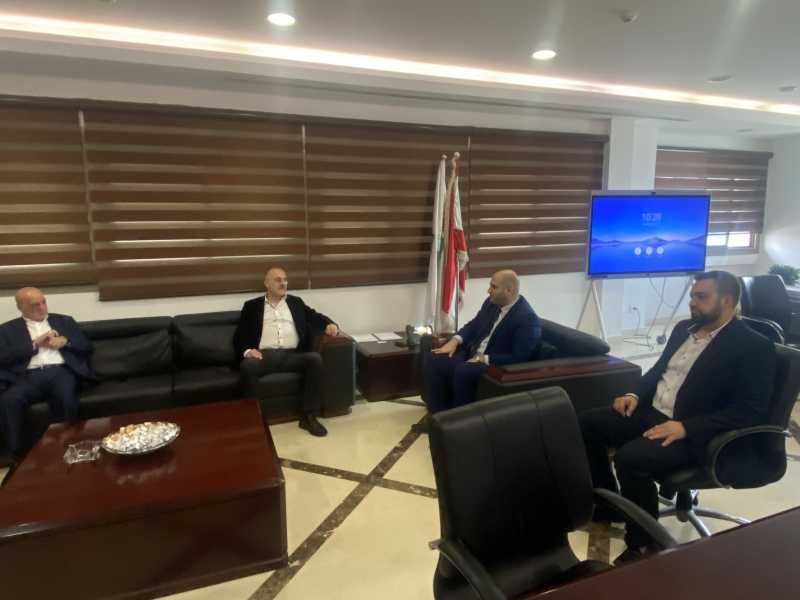 وزير الصحة يبحث مع نواب من البرلمان اللبناني موضوع البطاقة الصحية الشاملة