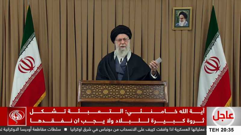 الآن بدء كلمة للإمام السيد علي الخامنئي دام ظله بمناسبة يوم التعبىة وحول آخر التطورات