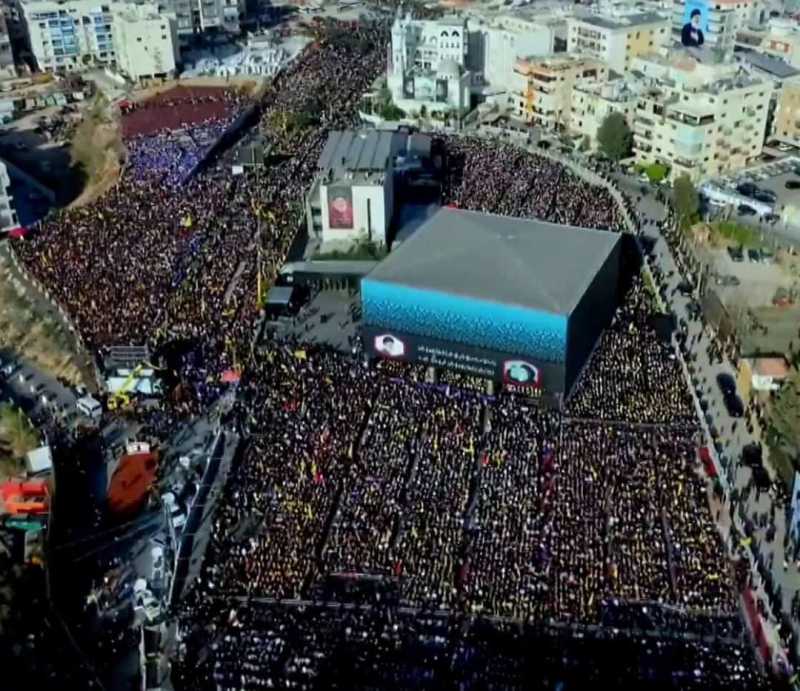 عناوين الصحف الصادره اليوم الأحد 28092025