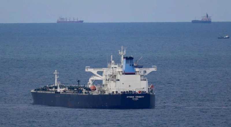 للمرة الثانية خلال يوم واحد... ناقلة نفط تتعرض لهجوم قبالة سواحل تركيا للمرة الثانية خلال يوم واحد... ناقلة نفط تتعرض لهجوم قبالة سواحل تركيا