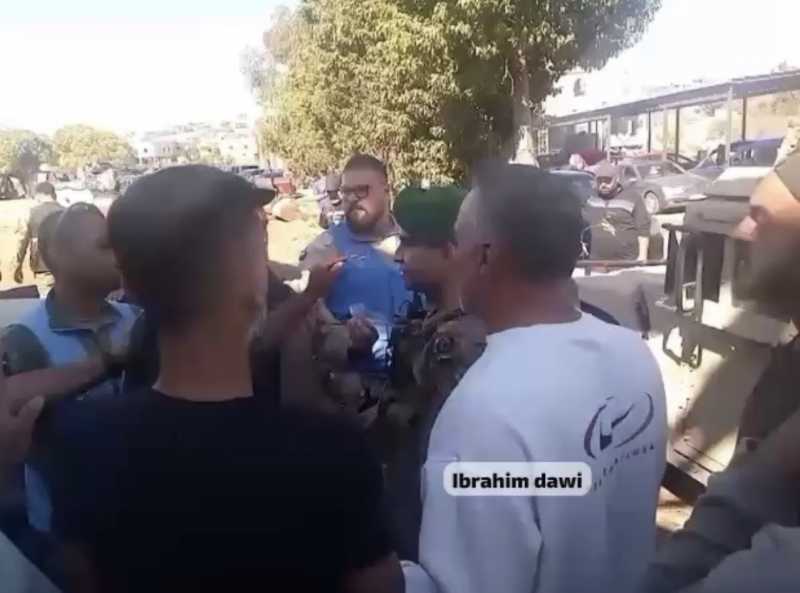  طرد وفد اليونيفيل من أمام بلدية بليدا. 