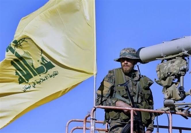 كلفة الحرب واستحالة نزع السلاح المقاومة على طاولة البيت الأبيض