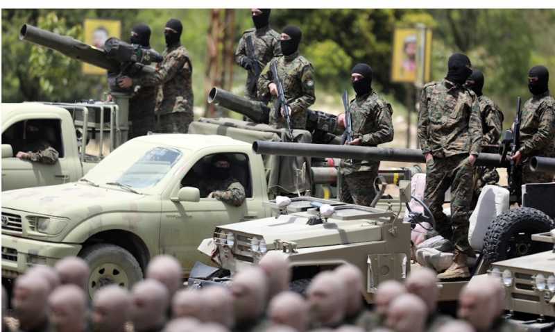 «السلاح مصدر القوة»... إلّا في لبنان «السلاح مصدر القوة»... إلّا في لبنان