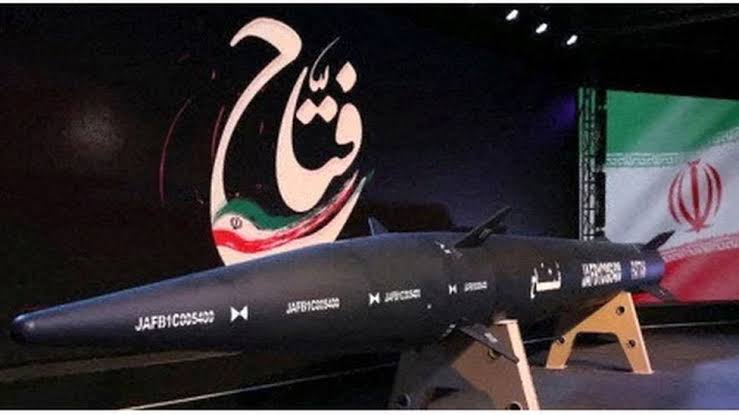 مصدر عسكري لوكالة فارس استخدام صواريخ فتاح ٢ فرط الصوتية للمرة الأولى في استهداف القواعد العسكرية ال