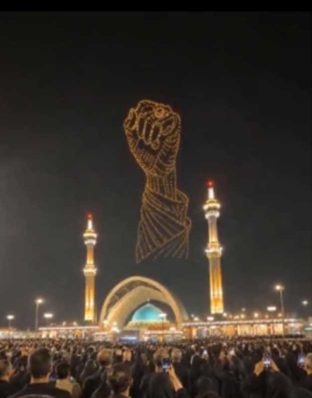 حشود مليونية في طهران تؤدي الصلاة على جثمان الشهيد السيد علي خامنئي