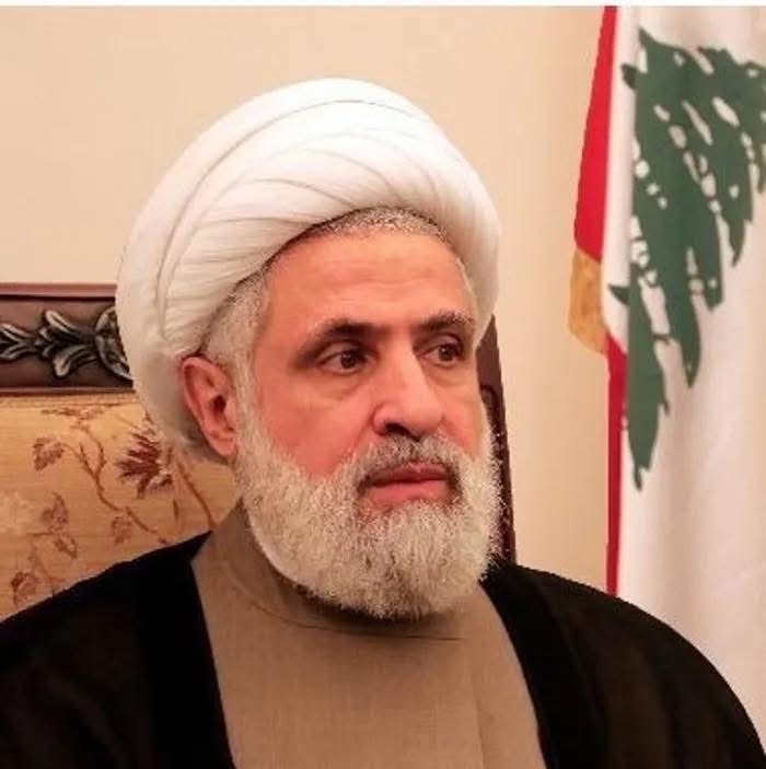 كاريزما؟ أم فزاعة العاجزين عن مواجهة العقل