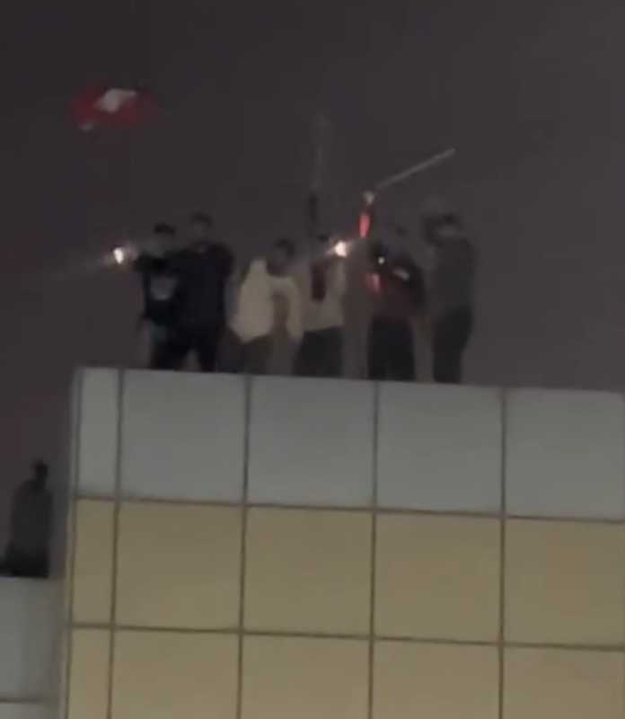 هجوم صاروخي إيراني متزامن على قطر والإمارات والبحرين والكويت