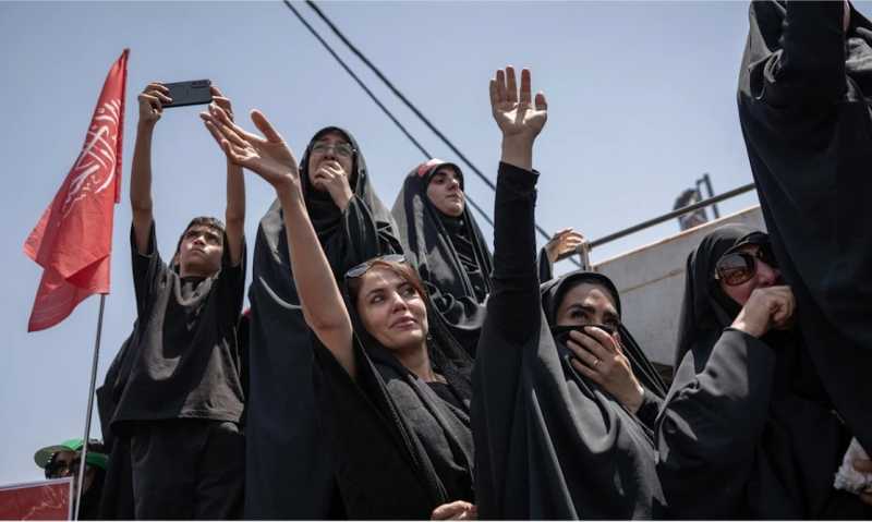 تشييع خامنئي يحفّز القيادة الجديدة نحو تشدّد أكبر في المفاوضات تشييع خامنئي يحفّز القيادة الجديدة نحو تشدّد أكبر في المفاوضات