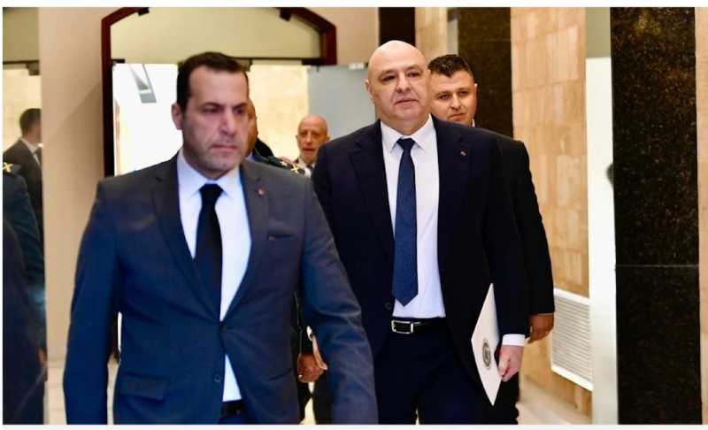 اتفاق الإطار يترنّح مع رفض غالبية المسلمين ونصف المسيحيين جولة روما «بلا جدوى»... وإسرائيل تضغط على اتفاق الإطار يترنّح مع رفض غالبية المسلمين ونصف المسيحيين جولة روما «بلا جدوى»... وإسرائيل تضغط على