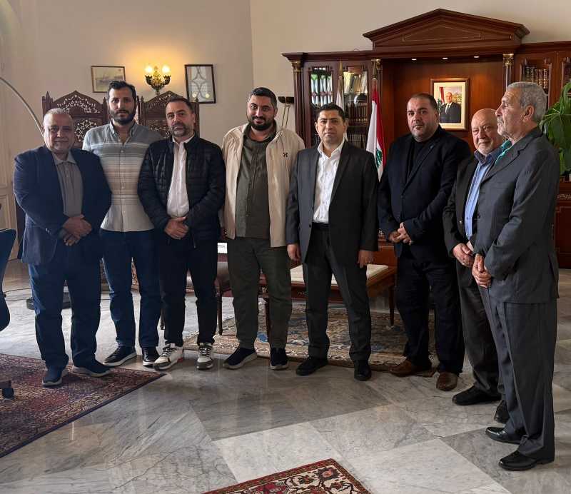 محافظ جبل لبنان يبدي استعداده لتسهيل تراخيص الطاقة الشمسية للصناعيين وتجمع صناعيي الضاحية يطالب بمعا