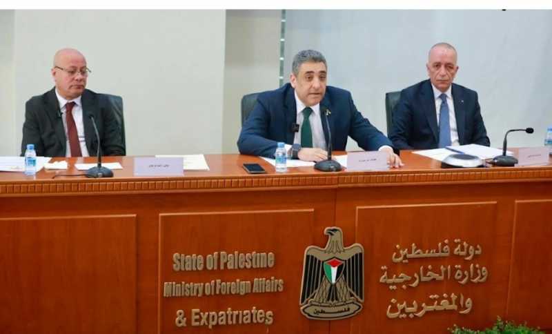 الخارجية الفلسطينية تُطلع الدبلوماسيين المُعتمدين على حجم الانتهاكات الإسرائيلية