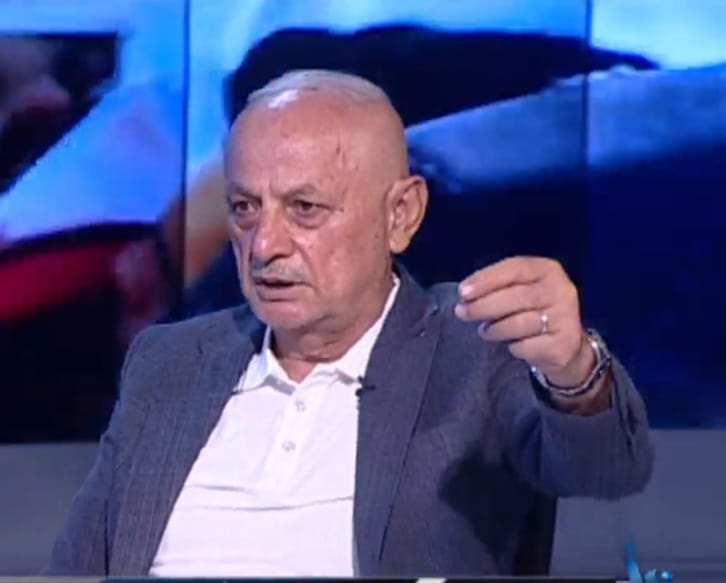 أردوغان يبلع الموس....!
