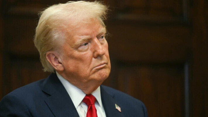 الاتفاق الاوروبي-الأميركي على الرسوم بين نَعي ماكرون وعناية ميلوني المشددة