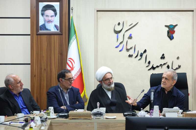 الرئیس بزشكيان استهداف البنى التحتية المدنية کان دليلا على عجز العدو عن تحقيق أهدافه العسكرية