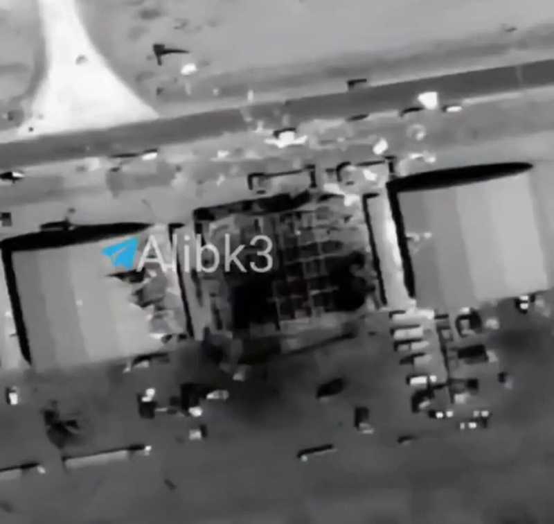 حرس الثورة ينشر صوراً لحظائر طائرات إف-15 وإف-16 الاميركية المدمرة في الأردن
