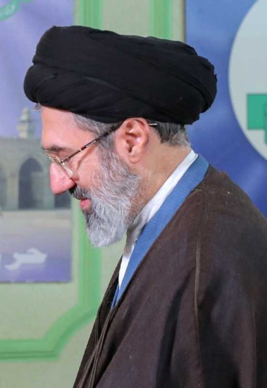 بيان قائد الثورة السيد القائد مجتبى الخامنئي بمناسبة موسم الحج ( سلاح الله اكبر)