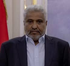 معادلة الحصار بالحصار وزير النقل محمد عياش قحيم البحر اليمني خط أحمر.. وهيهات منا الذلة
