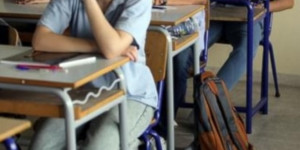 الامتحانات الرسمية في زمن الحرب: أيّهما أولى بالحماية، الشهادة أم المتعلّم؟