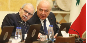 الرهان على أميركا مجدداً