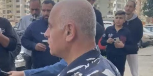 سكان في مبنى كبارة المهدّد بالانهيار في القبة يرفضون الإخلاء ومواجهة كلامية مع عناصر قوى الأمن: منا حيوانات… بدي موت ببيتي