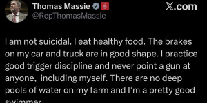 لستُ انتحارياً”.. سيناتور أمريكي يلمّح إلى احتمال اغتياله بسبب ملفات إبستين