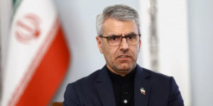 بقائي: طهران تدين الهجوم على مطار صنعاء الدولي