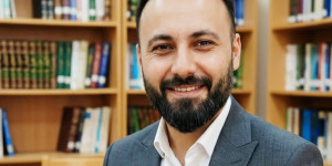إن كانَ للحُرّيّةِ ربٌّ… فربُّها الحسينُ عليه السلام